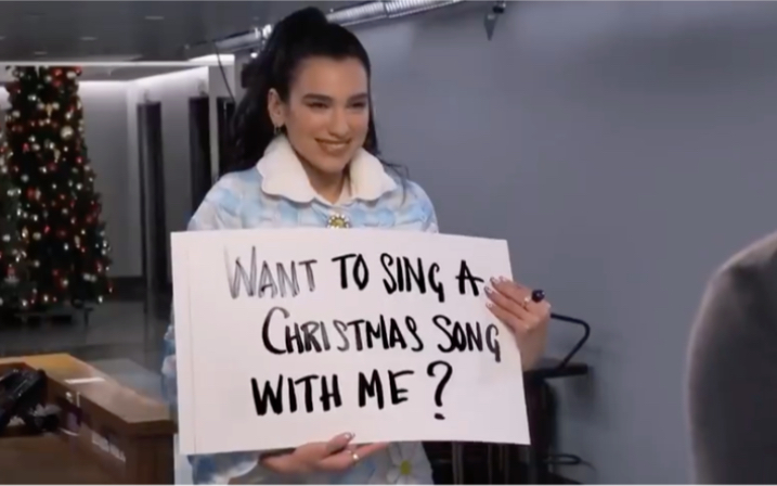 [图]肥伦秀 Dua Lipa x Jimmy Fallon：Christmas Is All Around（Love Actually）