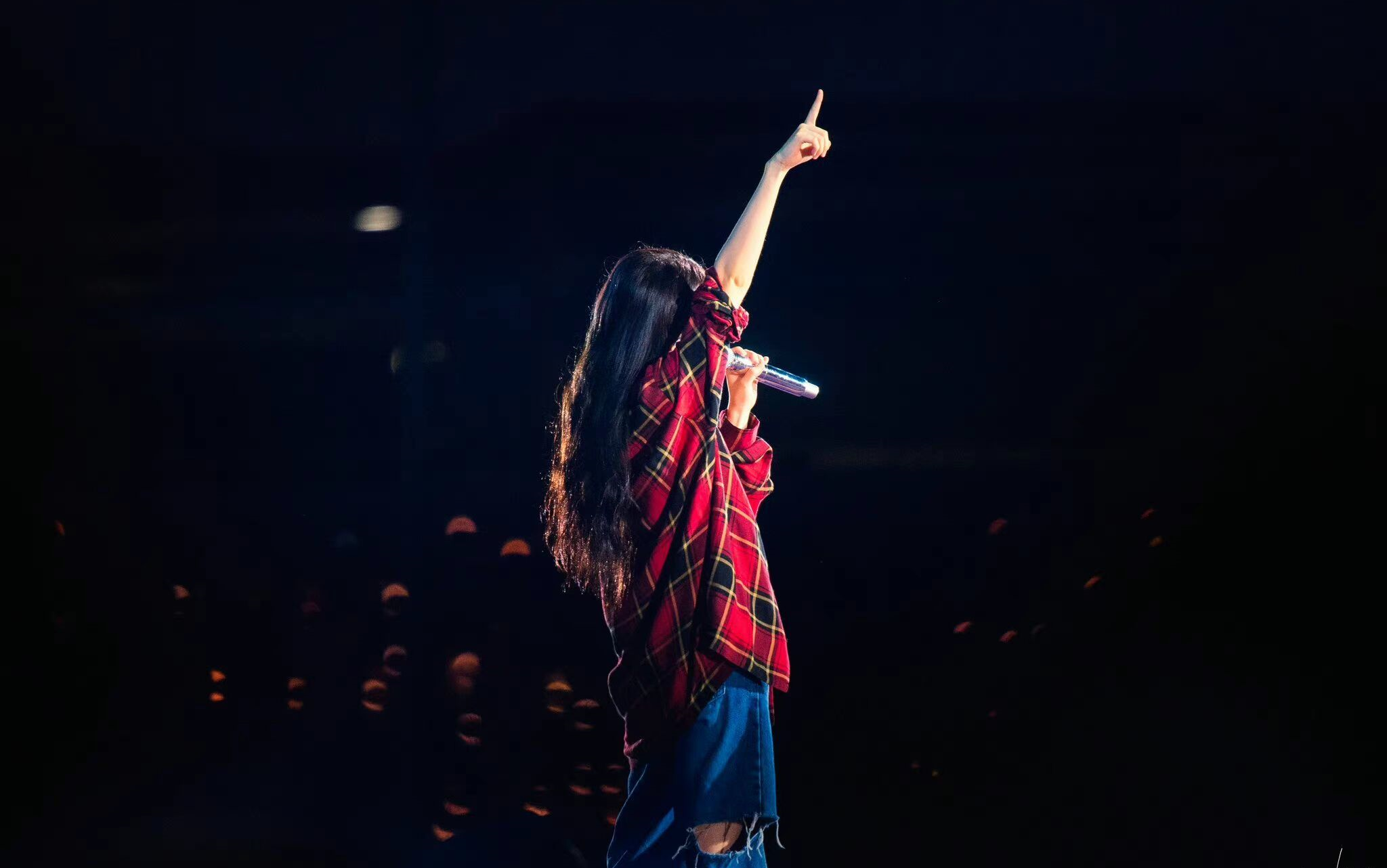 220918 iu ah puh-iu 2022 the golden hour concert