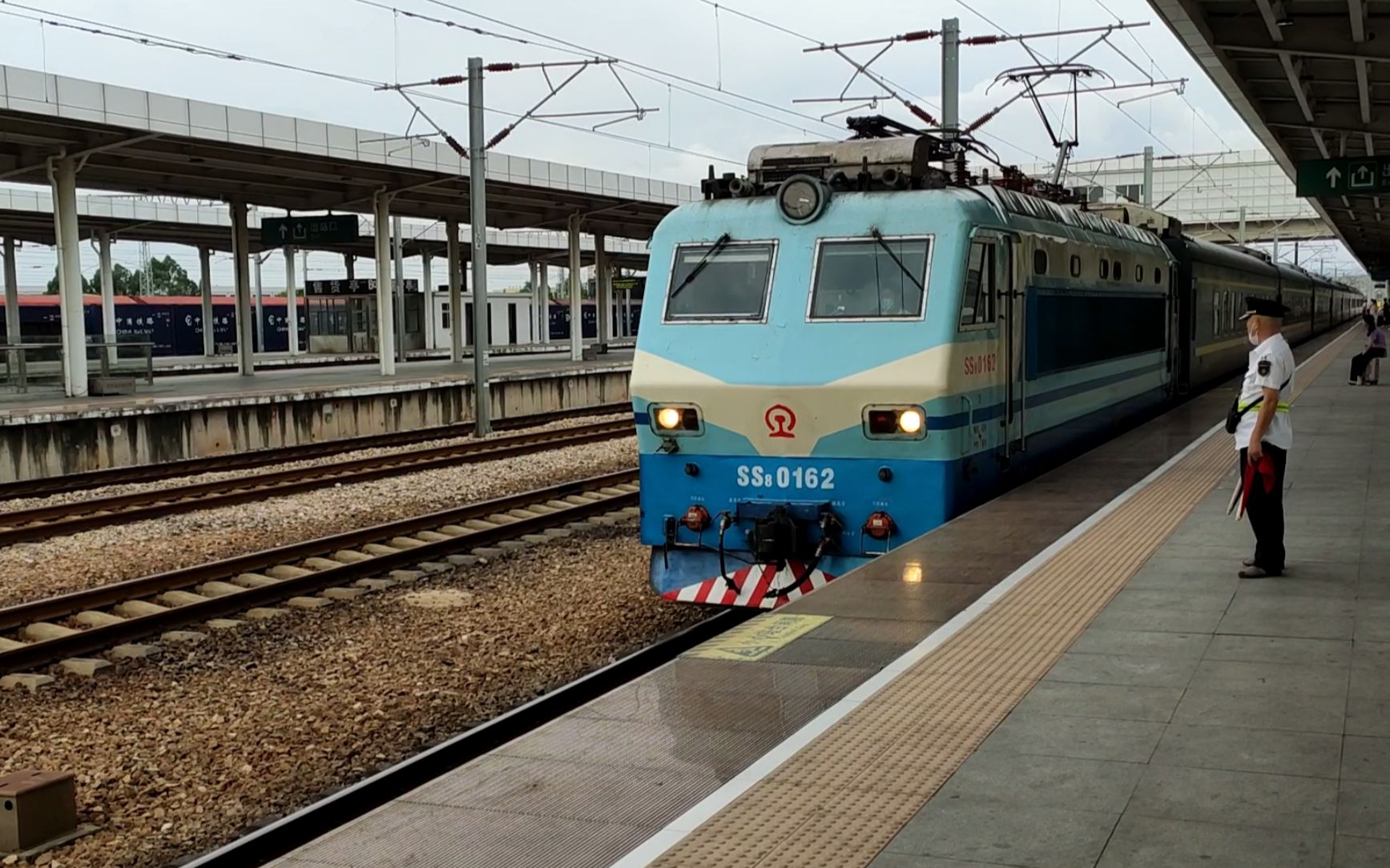 中国铁路韶山8型机车纪念尚未退役的邵若燕们