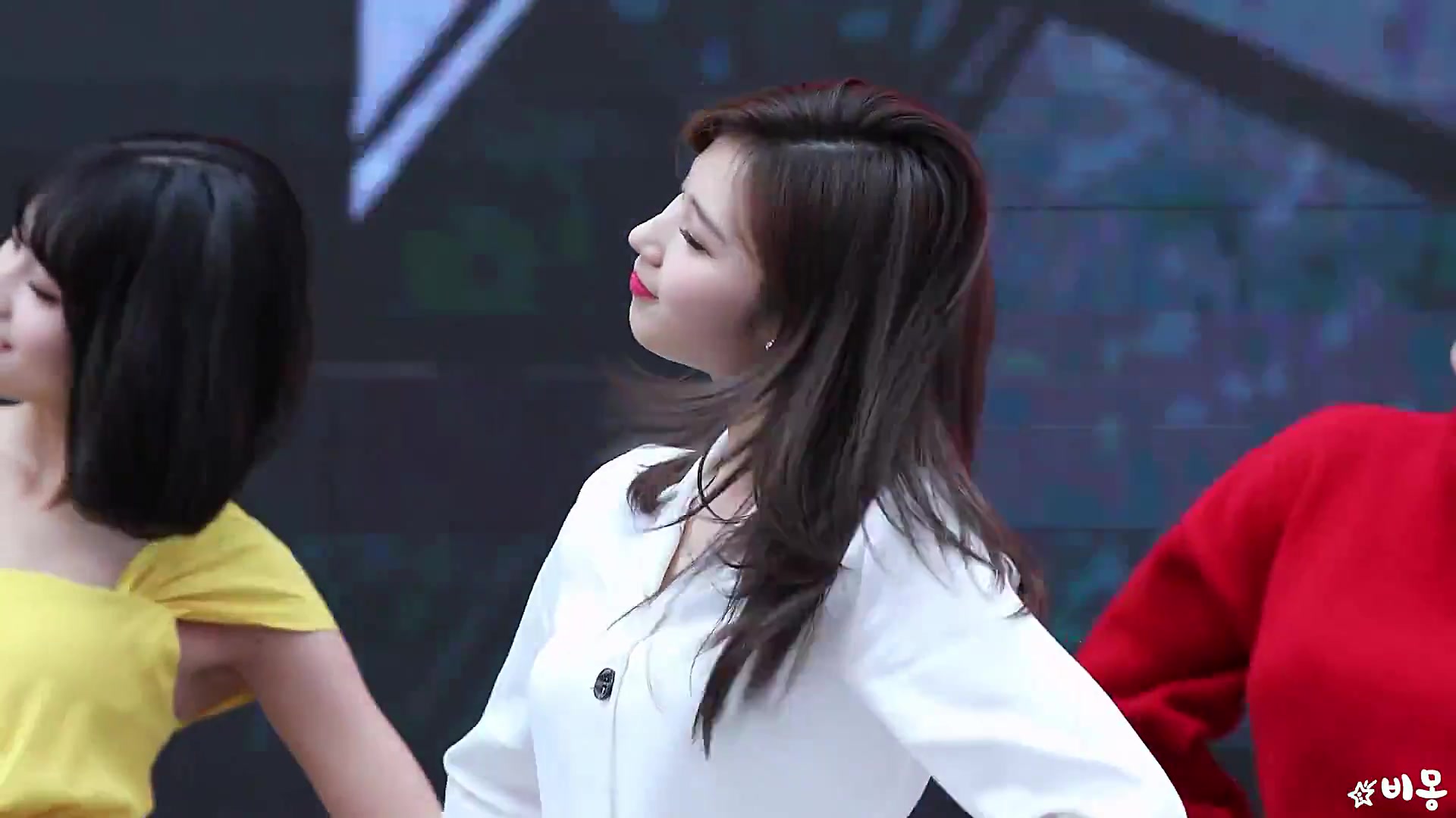 【sana/twice】甜美精灵 舞台混剪_哔哩哔哩 (゜-゜)つロ 干杯~-bili