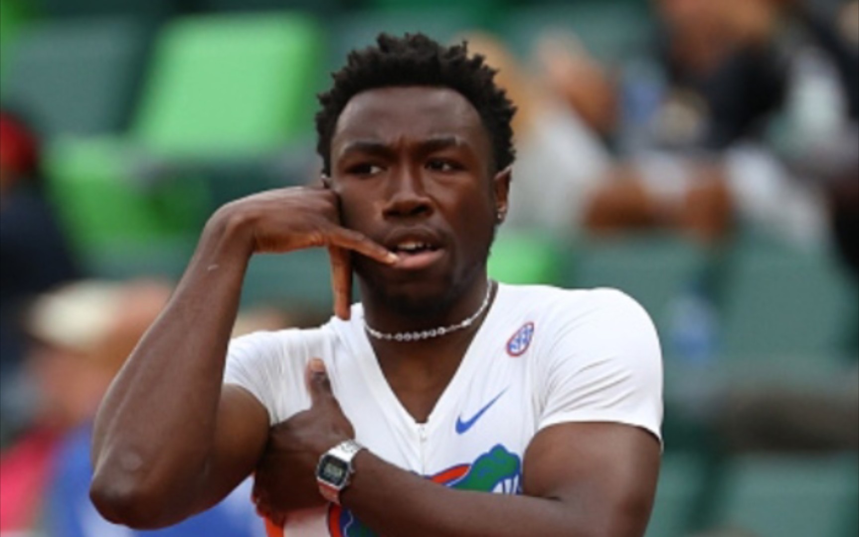 法恩布勒的2022赛季,10秒00和19秒83皆创pb,ncaa锦标赛100米200米双料