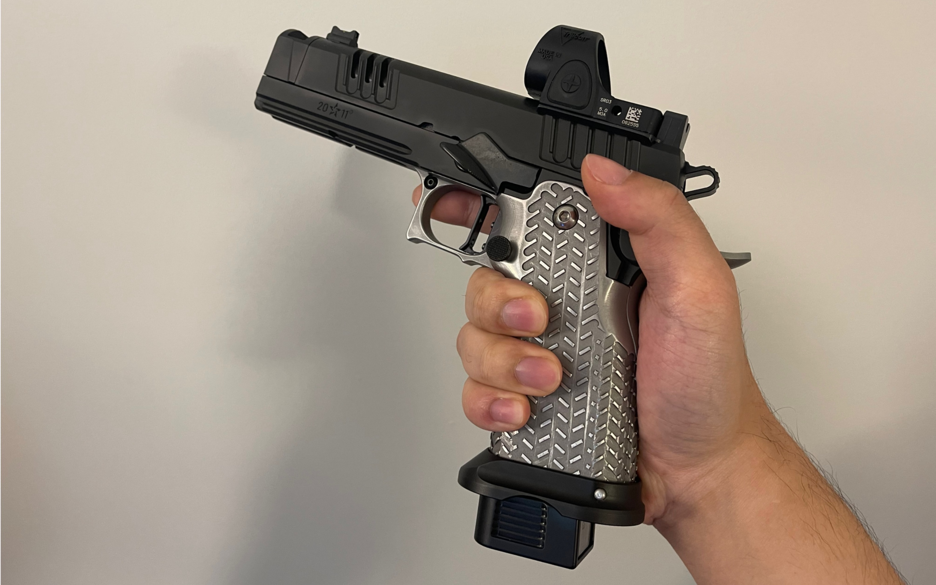 展示下我高超的单手射击技巧(狗头)feat. staccato xc