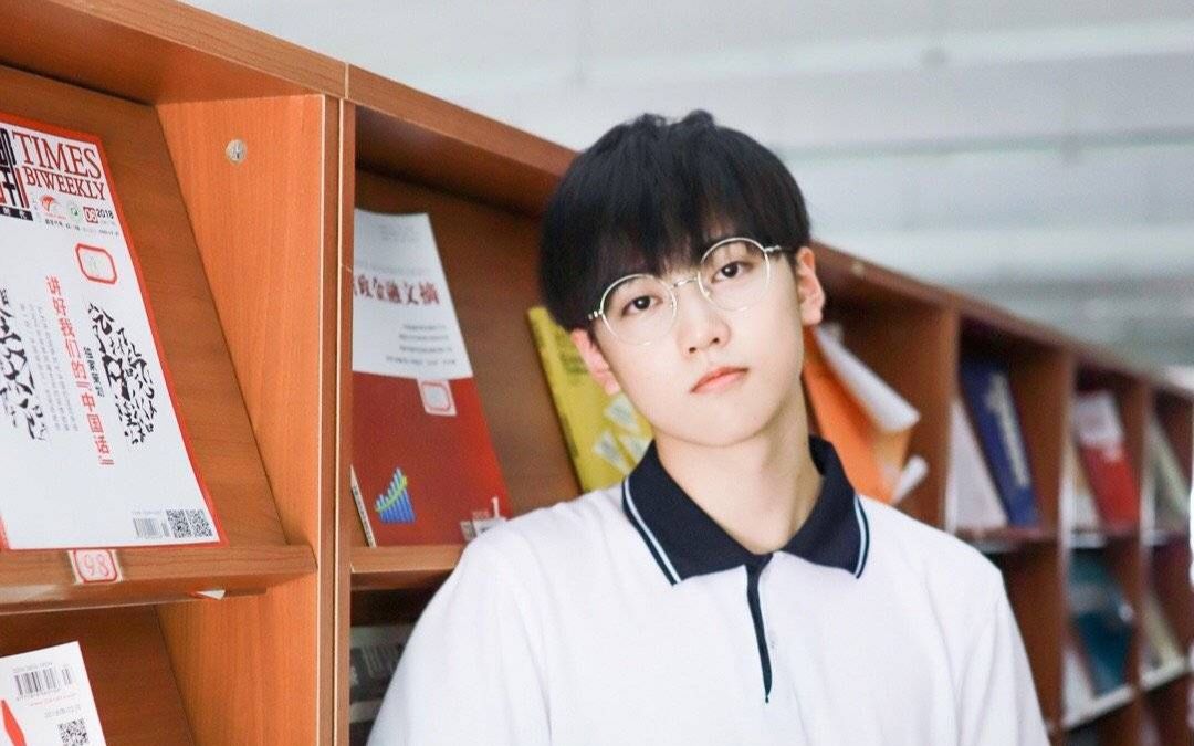 【创造营2019】 焉栩嘉 男人四十上高中【2019高考应援】_哔哩哔哩