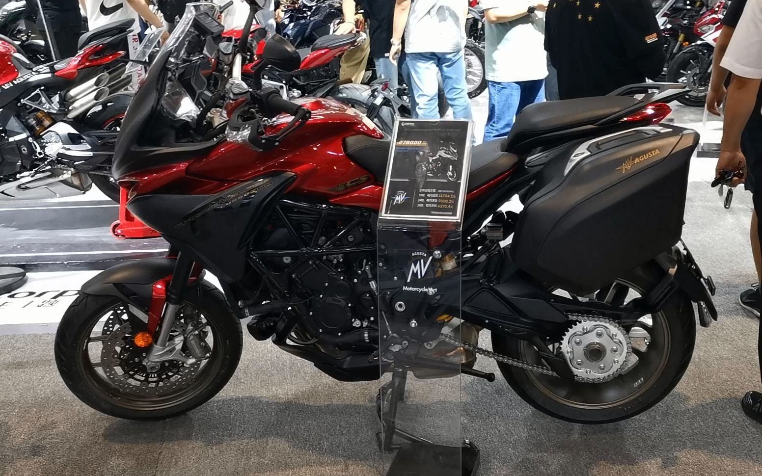 mv奥古斯塔turismo veloce 800摩托车车展实拍