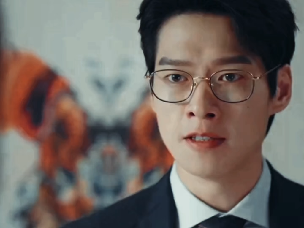 预告看了好几遍 我疯了我疯了啊啊啊啊啊谁看剧磕伪骨科啊 是我是我是