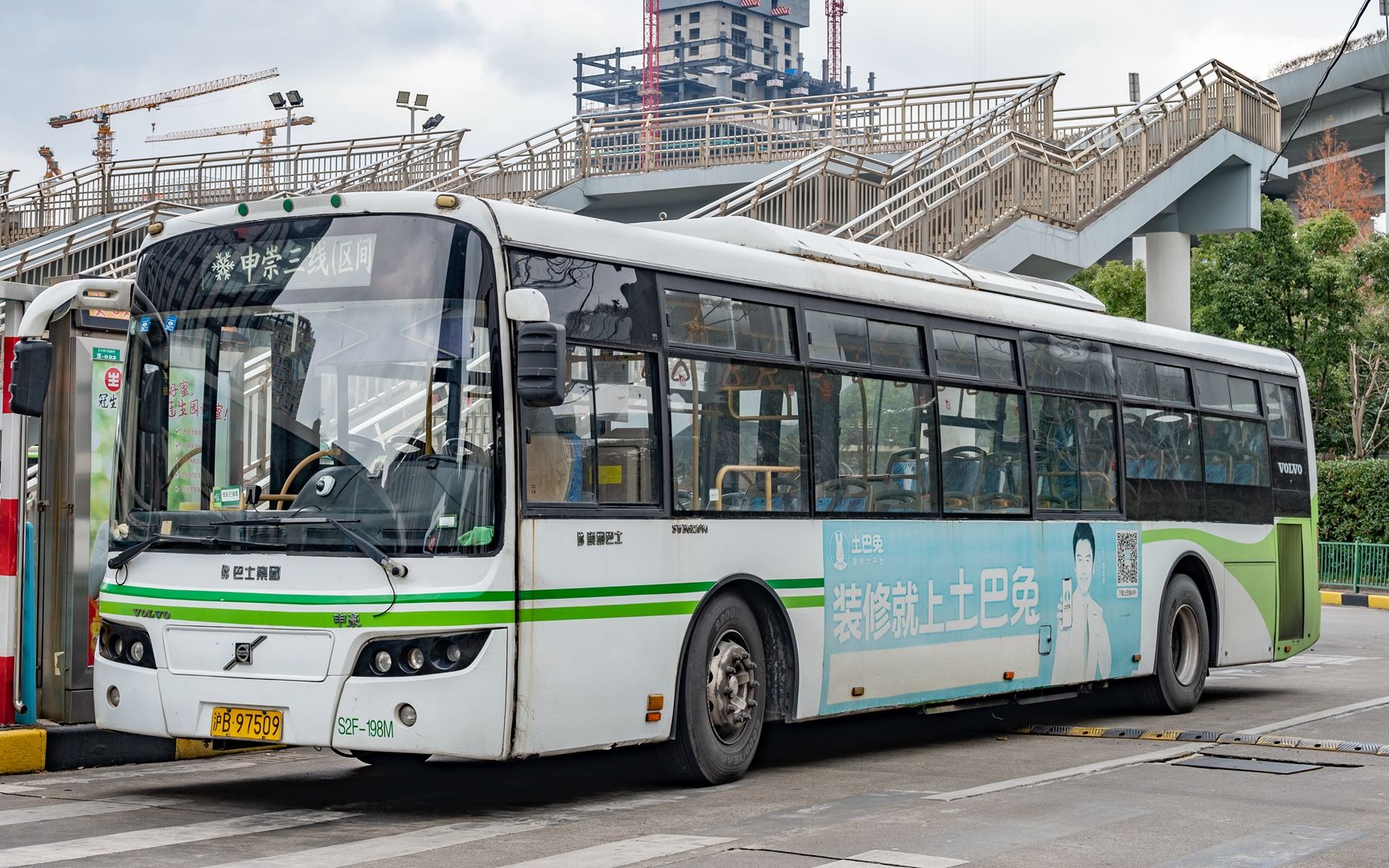 申崇三线区间女王s2f-198m高速路运行高清实录 申沃swb6120v4搭配