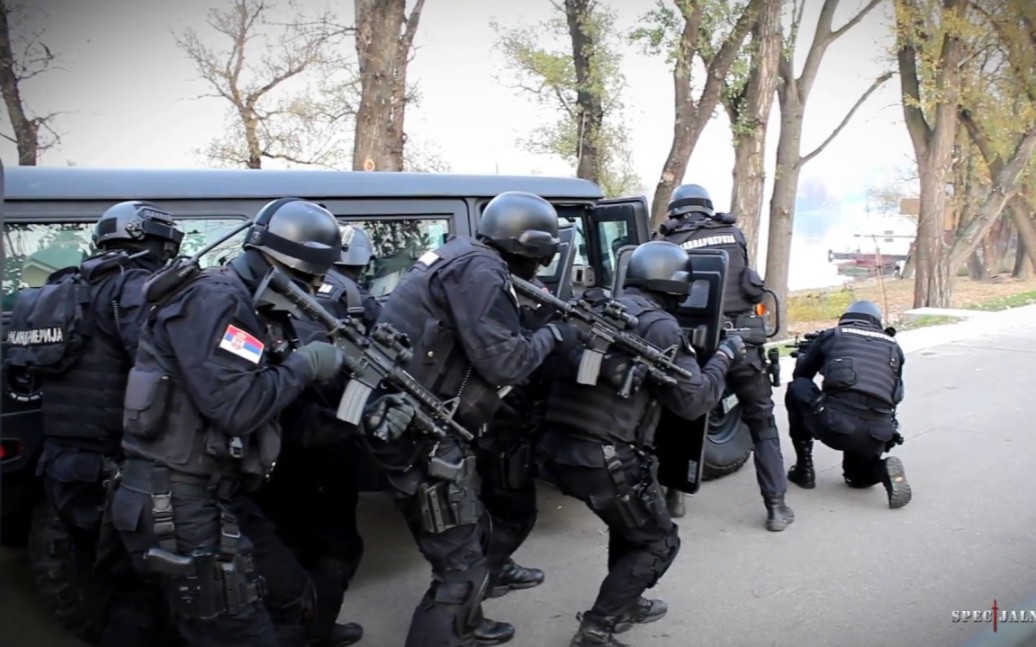 【特种部队突击】塞尔维亚宪兵队突袭训练