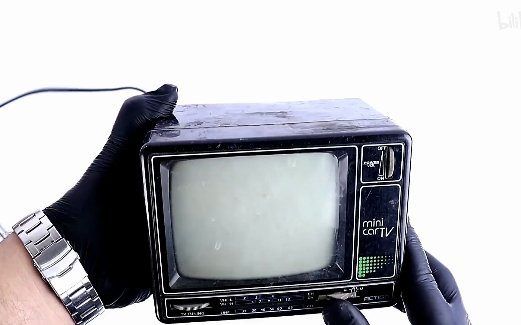 修复翻新一台1985年古董电视机,多少人见过它?