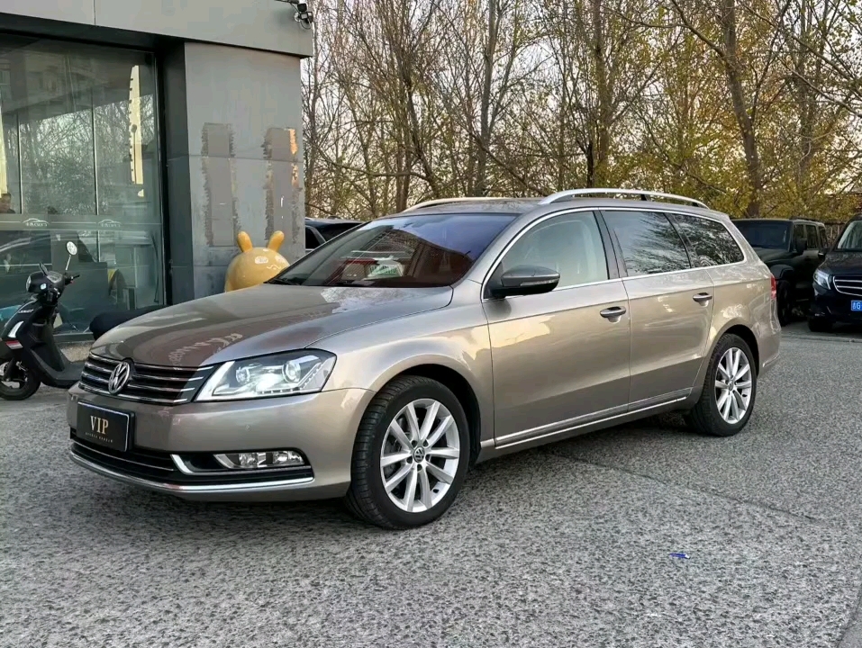 2014年4月上牌,迈腾旅行版 舒适型 整车进口 2.