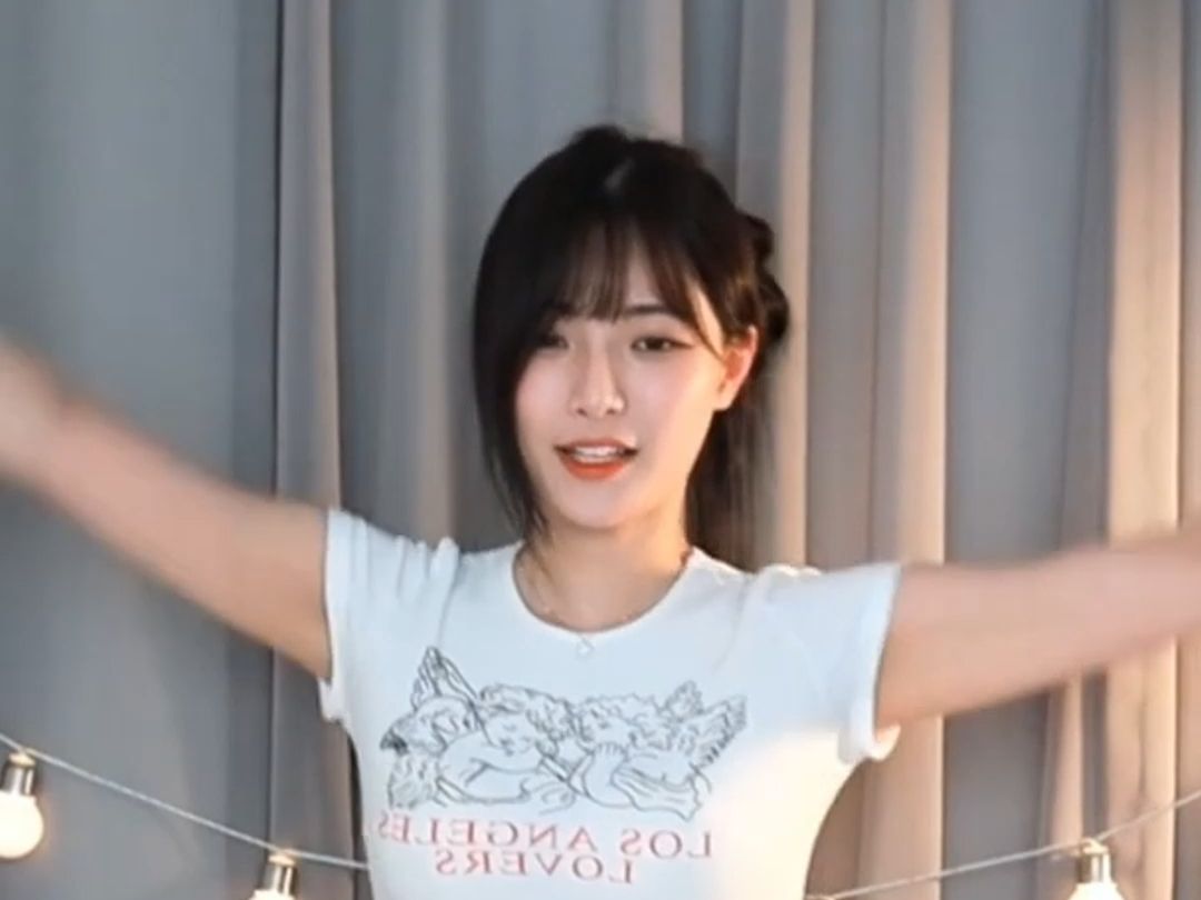 【af19 宋琪】竖版-热舞剪辑,烧,拿好纸巾! (16)