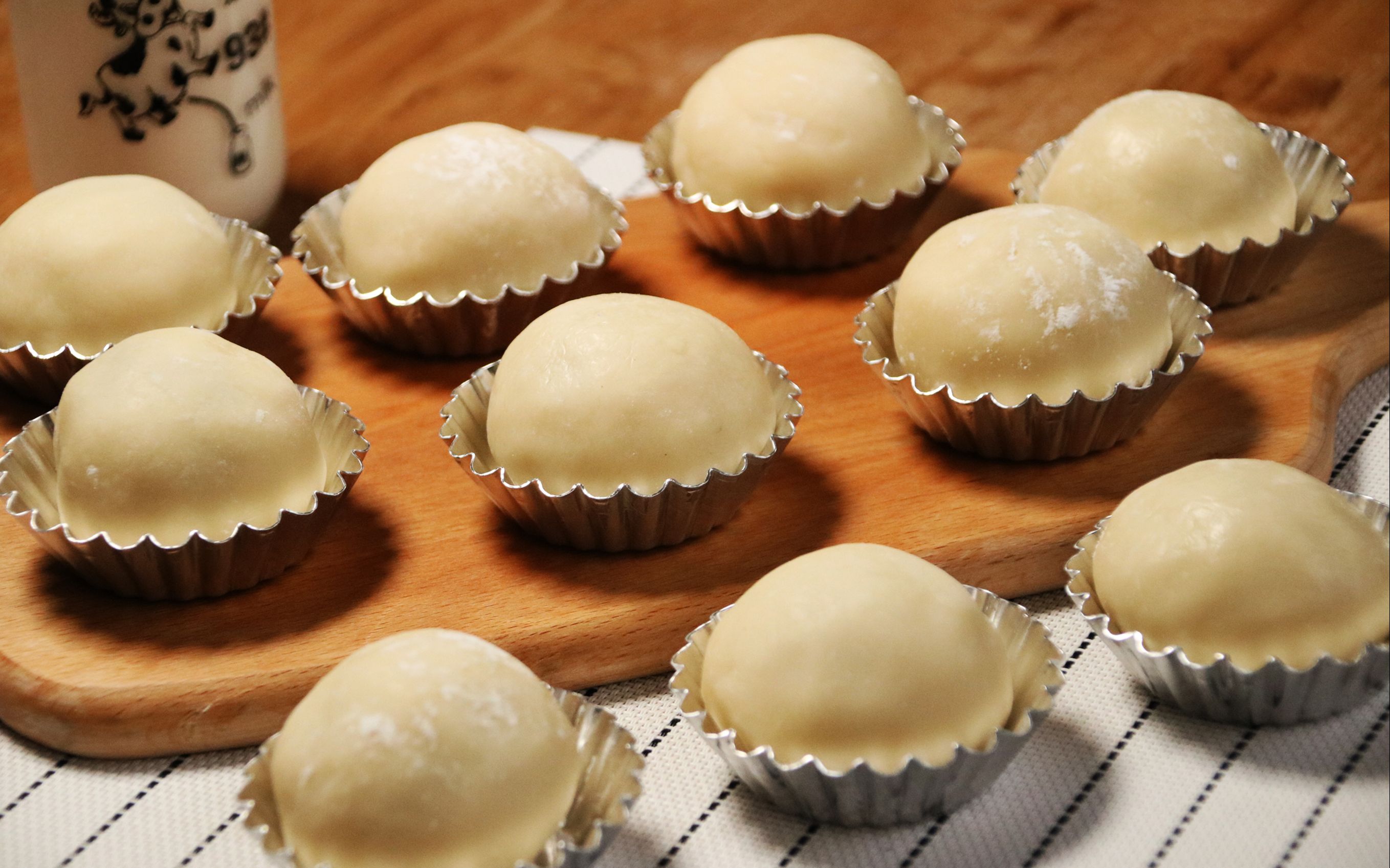 【红豆糯米果】香甜软糯,自制豆沙,做法简单,跟雪媚娘一样好吃