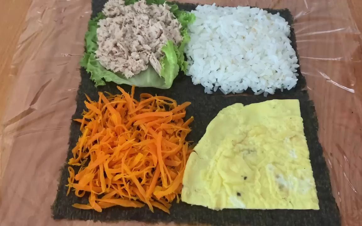 折叠紫菜包饭 寿司三明治 洋葱卷 简易便当盒午餐创意 紫菜包饭