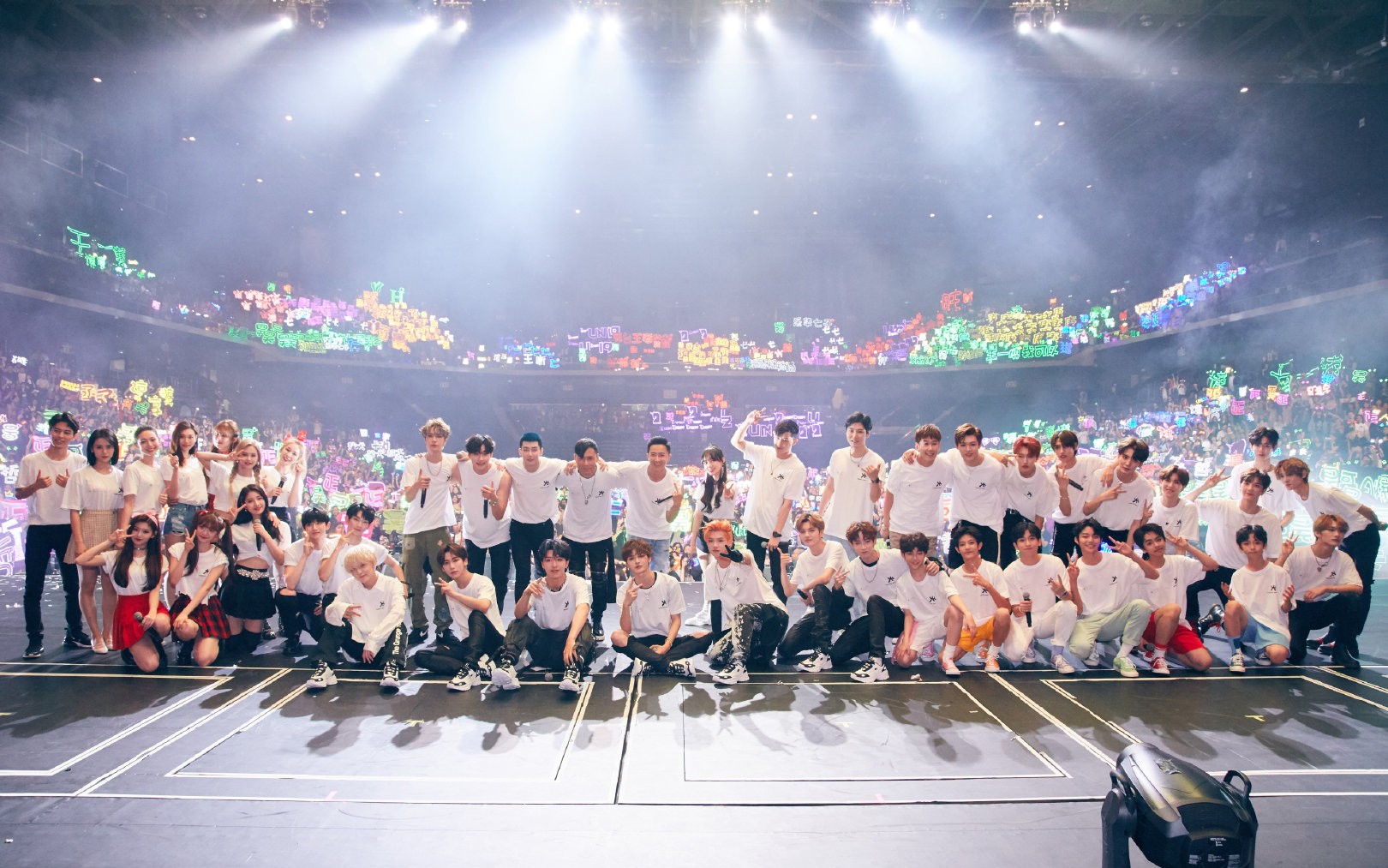 饭拍]韩庚,王晰,uniq,everglow,乐华七子next,one center,yhboys