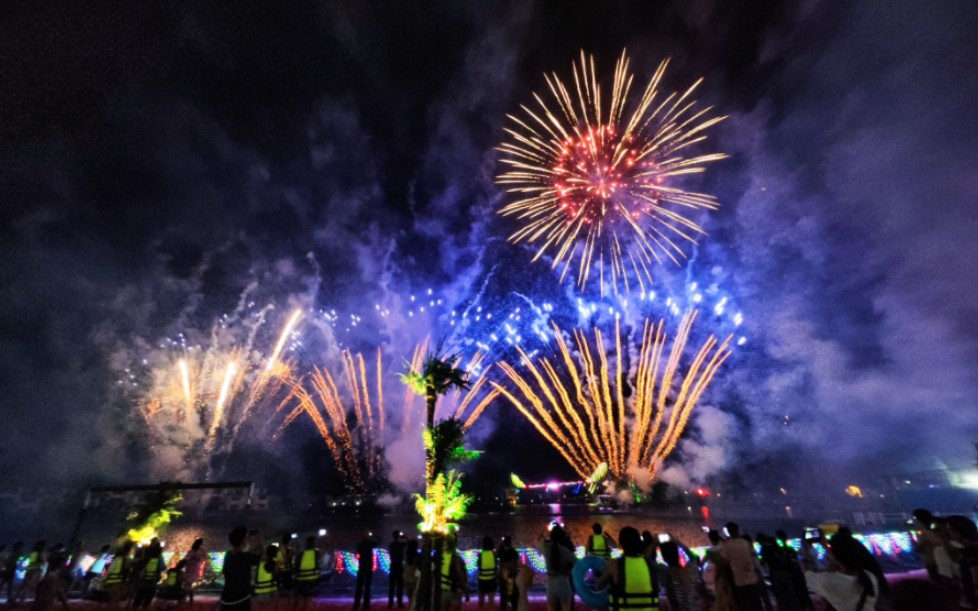 来场夏日烟火吧