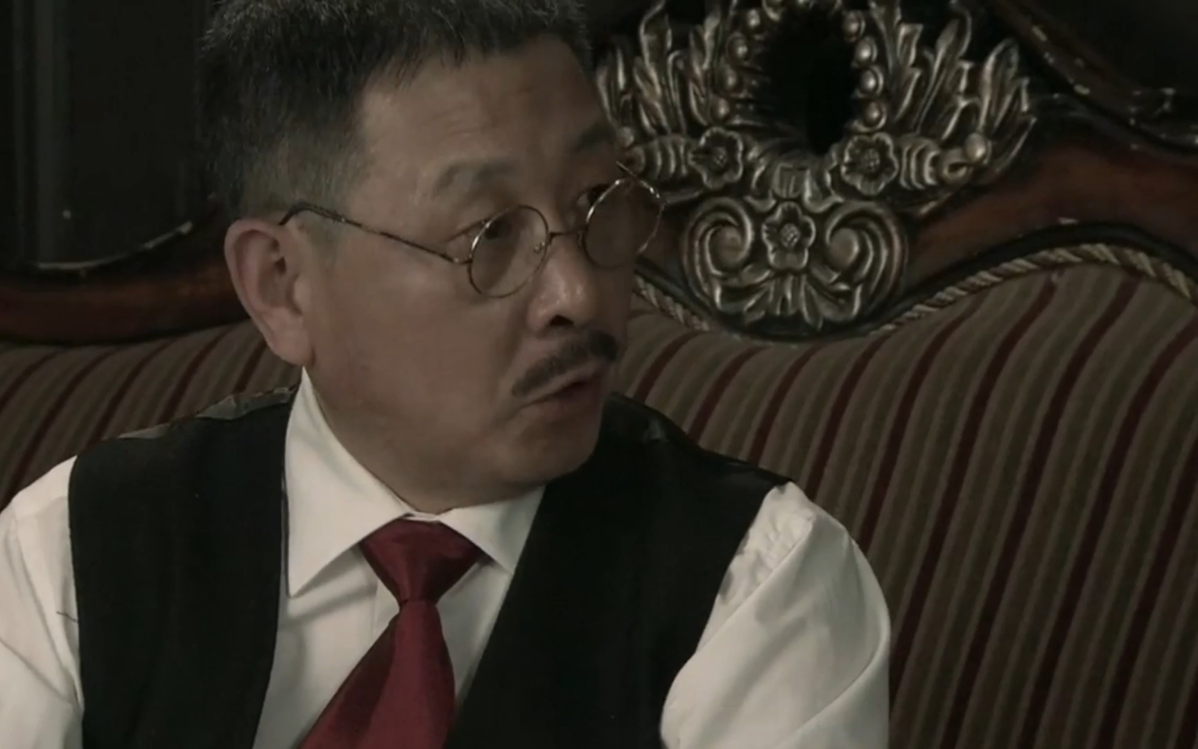 《黑狐》:廖思成准备为父报仇