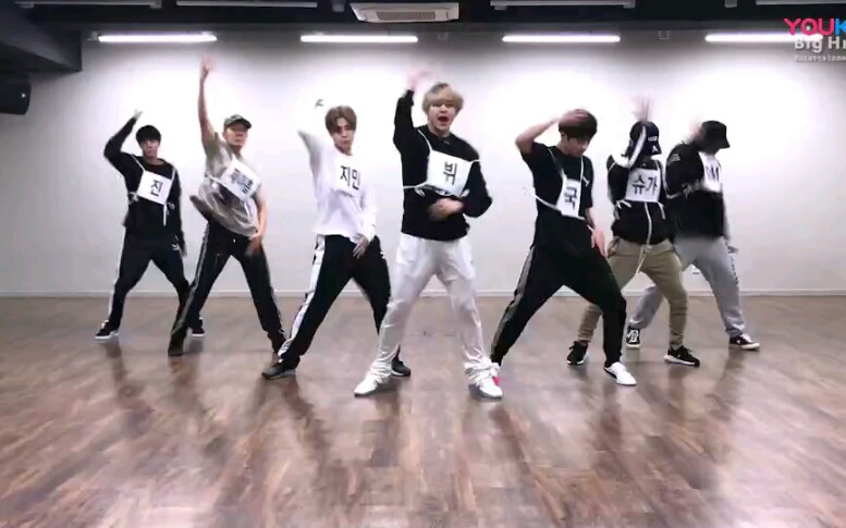 [图]【BTS 丢麦练习室版】OMG!我自首真忘记了丢麦没出练习室！BTS 'MIC Drop' Dance Practice (MAMA dance brake ）