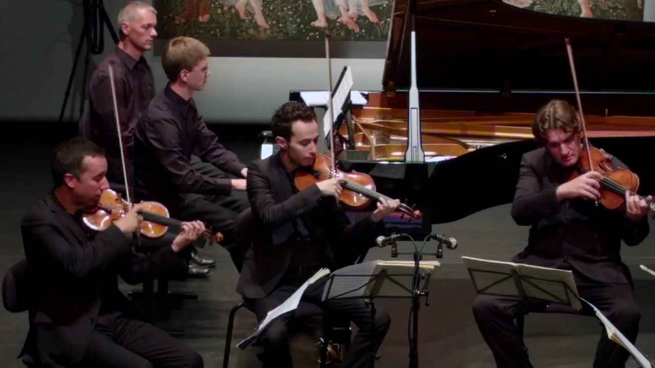 [图]F. Couperin - Tic-Toc-Choc. Quatuor Ebène & V. Gryaznov 库普兰“嘀嗒钟”