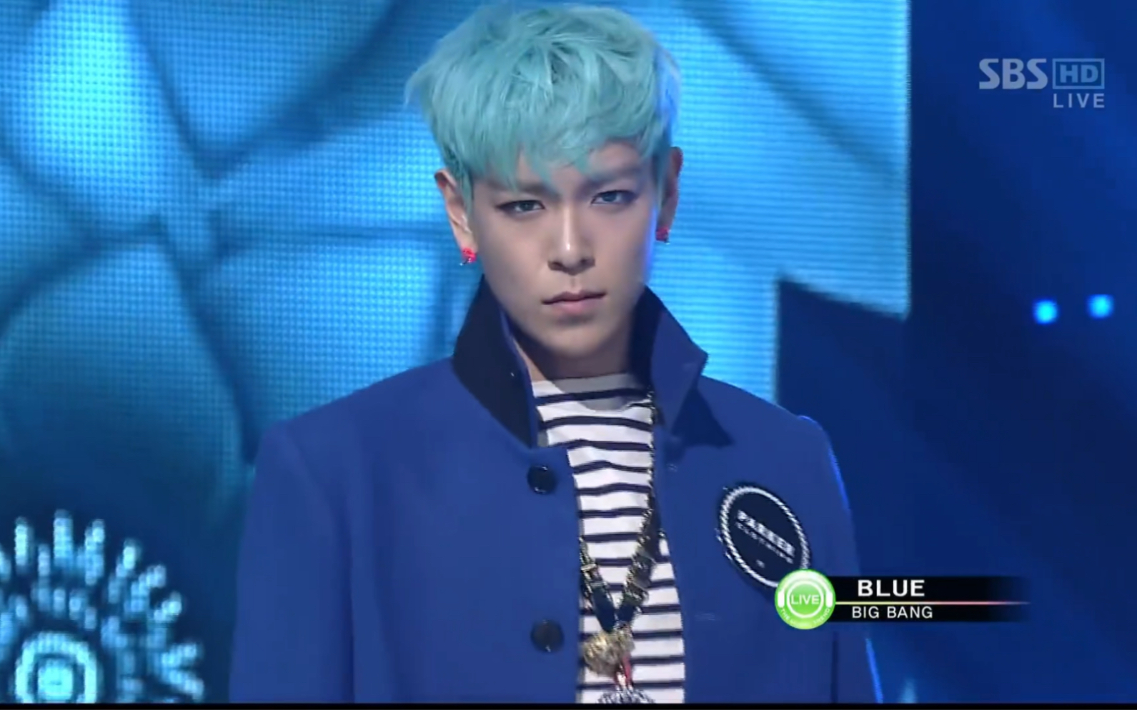 BIGBANG经典名曲《Blue》打歌舞台高清版,这个现场是百看不厌哔哩哔哩bilibili