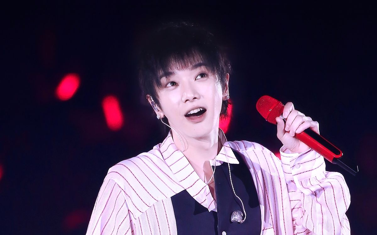 消失的昨天_华晨宇2017火星演唱会13日演唱曲目_哔哩哔哩 (゜-゜)つロ