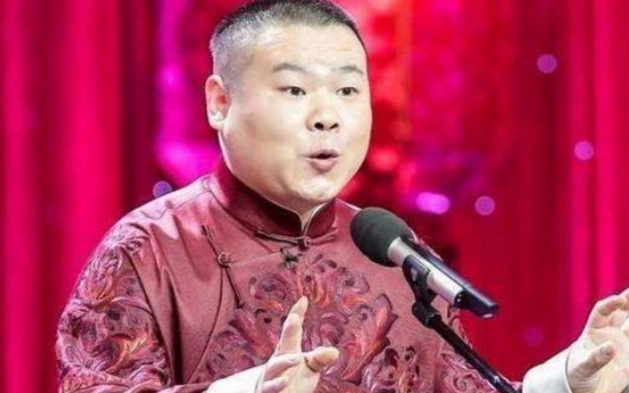 岳云鹏的人缘有多好?明星看到都直呼羡慕,董明珠害羞捂脸变迷妹