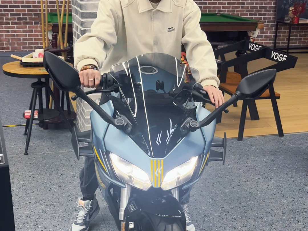 【玩摩托的华仔】视频已打包,欢迎围观!