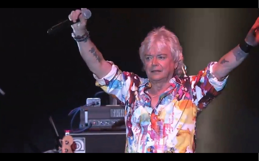 [图]Air Supply—《Making Love Out Of Nothing At All》Live in HongKong