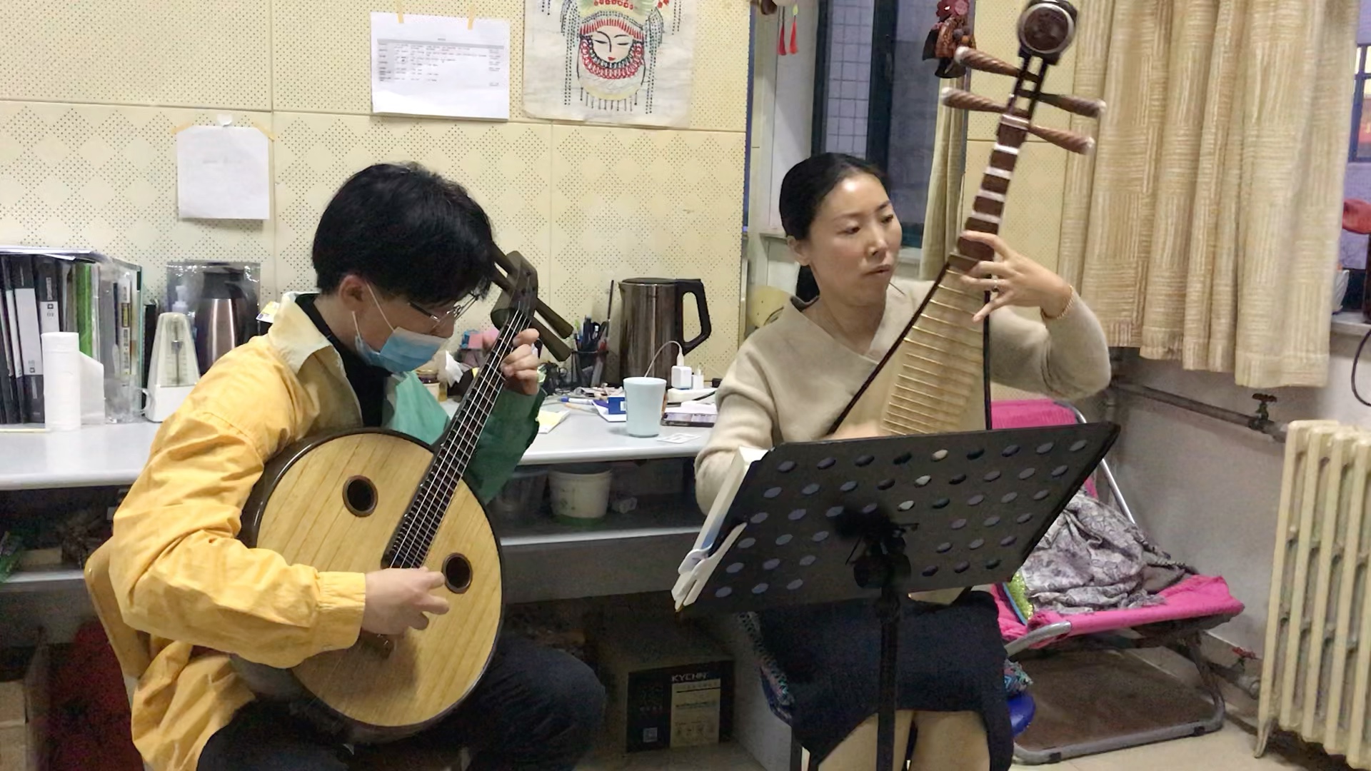 琵琶,阮:风吹过的街道