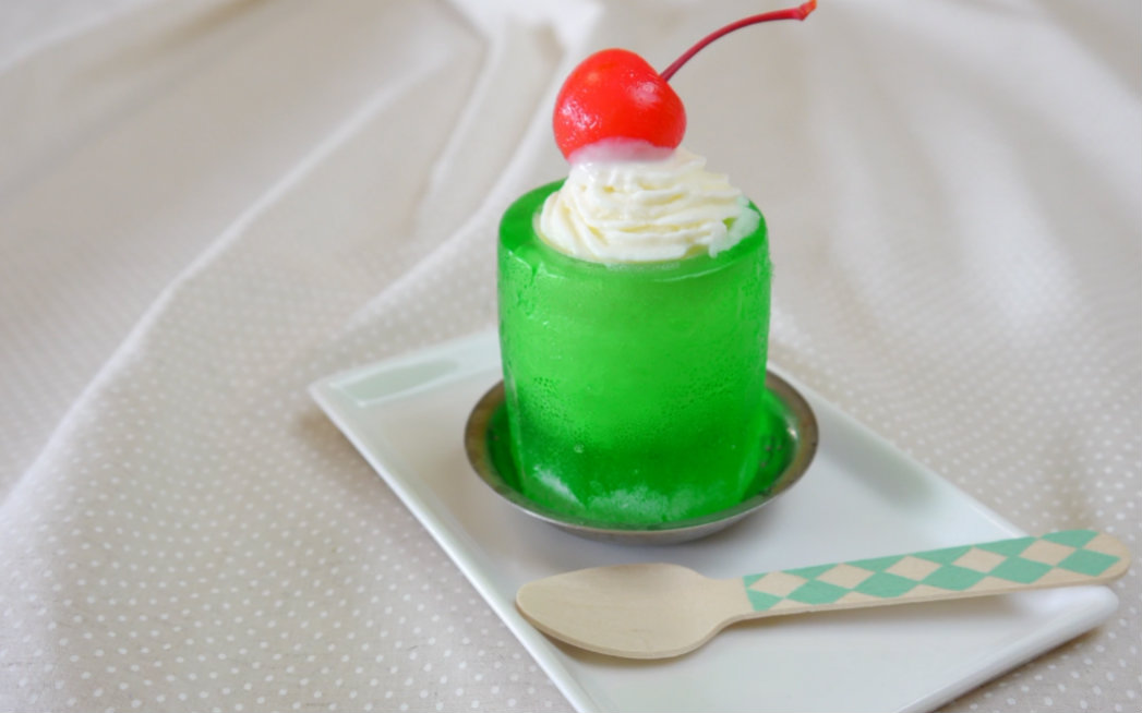 【杏乾儿搬运】moso-教你制作哈密瓜苏打味果冻杯&手作软冰淇淋~(食谱