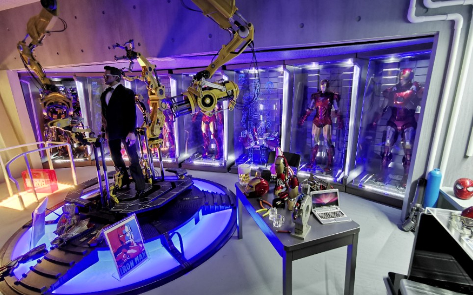 当家里拥有一个钢铁侠的地下室