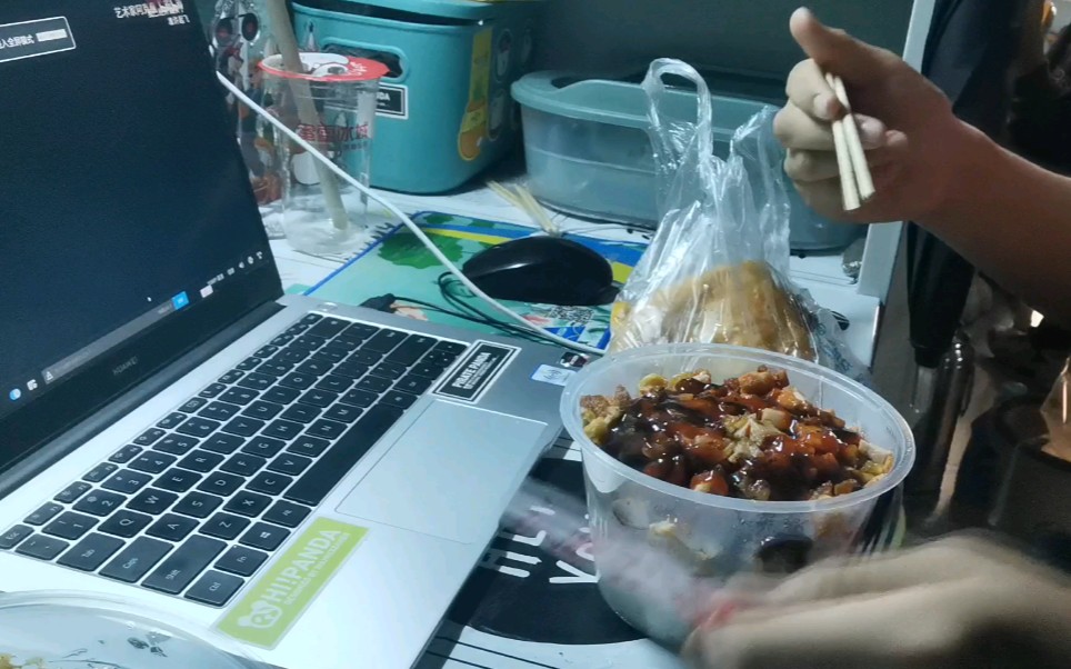 记录看大司马吃饭的第十一天(脆皮鸡饭和烧饼)