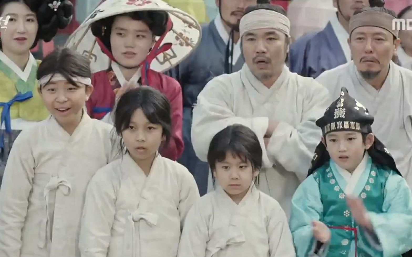 【花小白】《逆贼:窃取百姓的盗贼》01五岁小孩天生神力_哔哩哔哩