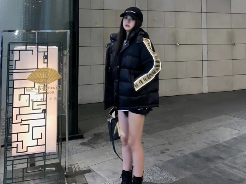 Gucci/古驰 20Fw 双G反光织带连帽羽绒服哔哩哔哩bilibili