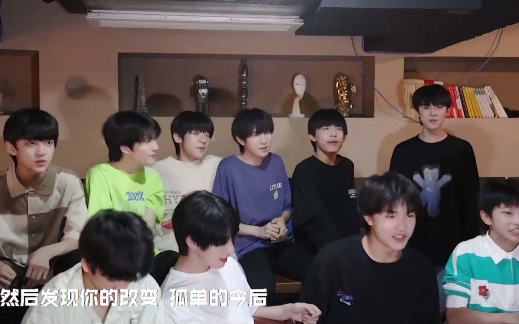 [图]【TF家族】《暑期末的帅哥团建vlog》Reaction