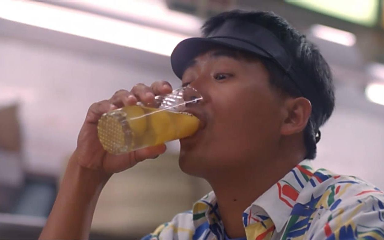 【老虎出更】发哥吃鸡蛋这段太经典了一般人学不来太补了!