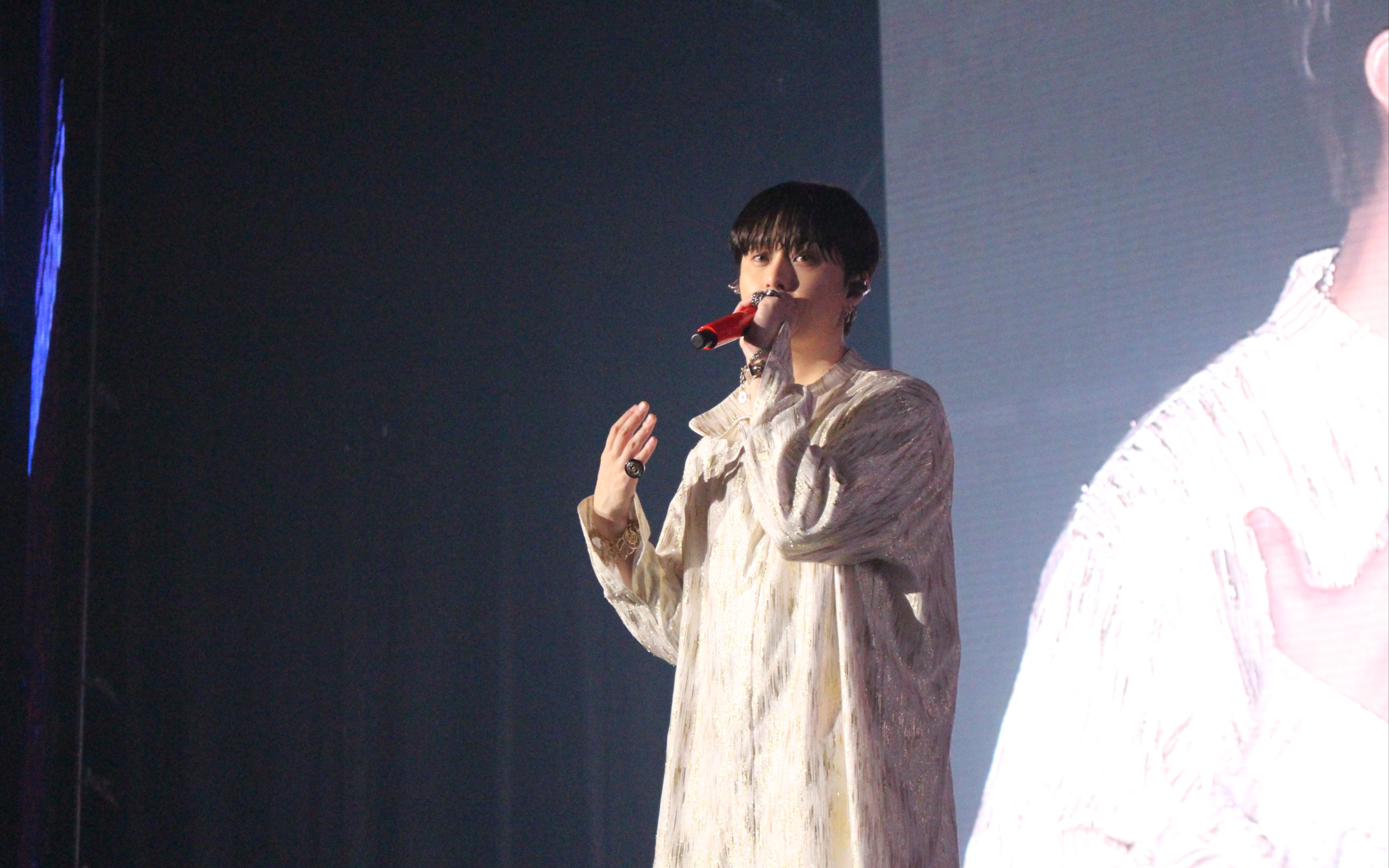 highlight龙俊亨goodbye20ssolo演唱会现场20190202