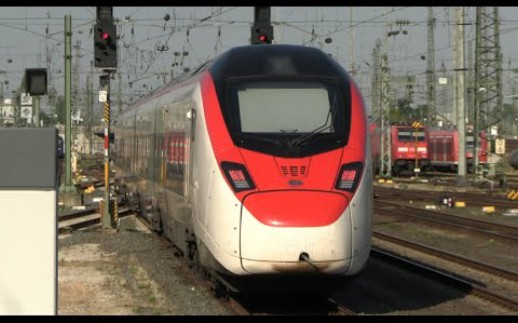 SBB RABe 501 Giruno 和 SBB 或 Trenitalia Astoro ETR610 作为法兰克福的 Euro City Express哔哩哔哩bilibili