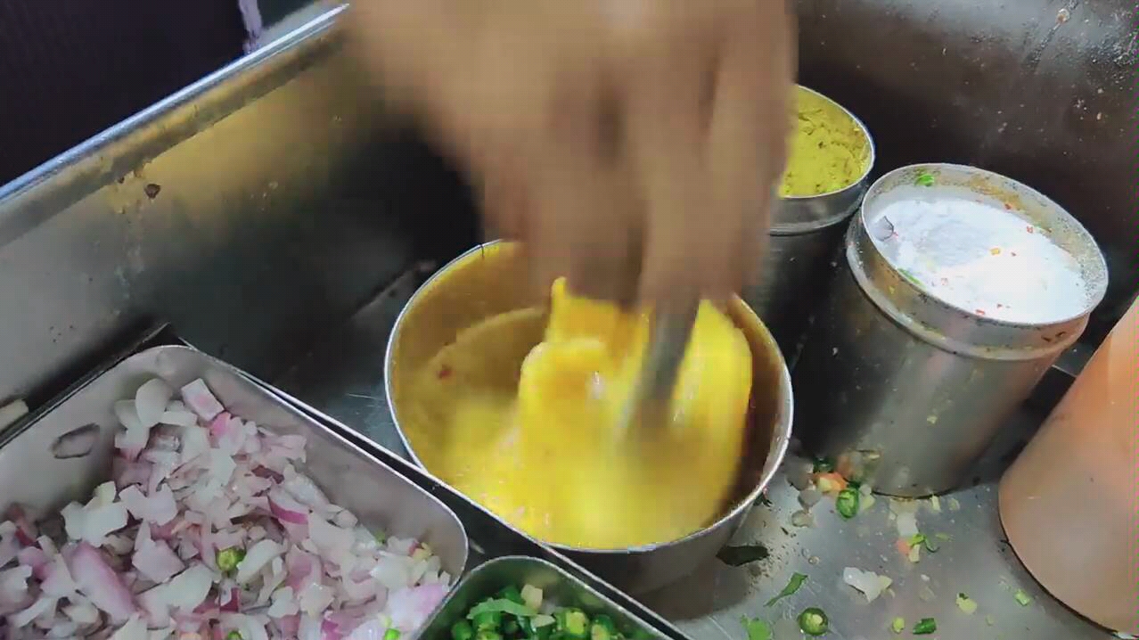 【印度美食】你永远不知道三哥的打蛋器怎么发明的?