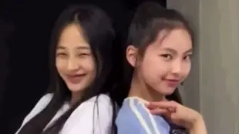 Minji+Hyein出道前双人素颜热舞！