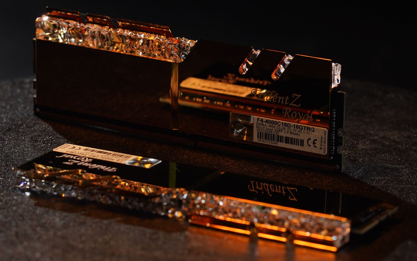 hynix djr颗粒 芝奇f4-4000c18皇家戟16g内存