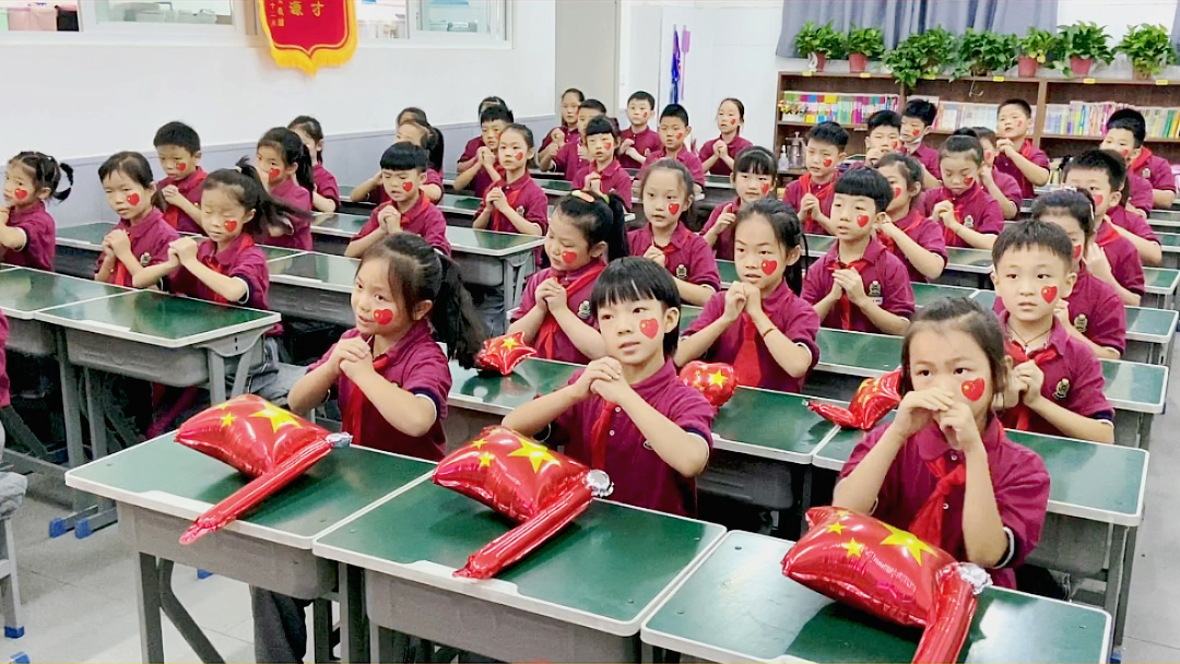 [图]《今天是你的生日》完整版手势舞