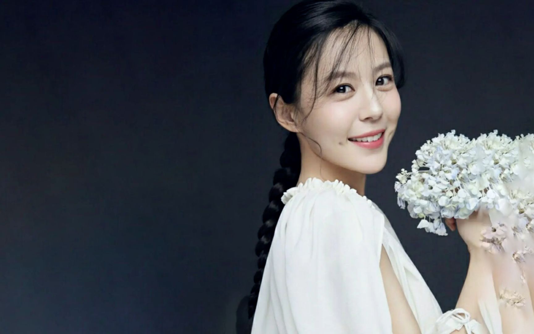 李金铭卖货被批作秀上综艺被刁难她到底做错了什么