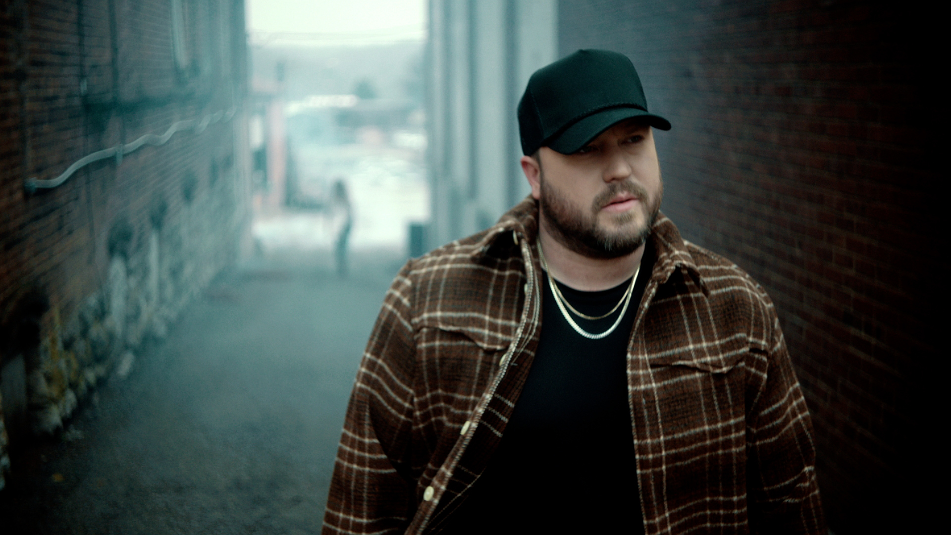 mitchell tenpenny「horseshoes and hand grenades」