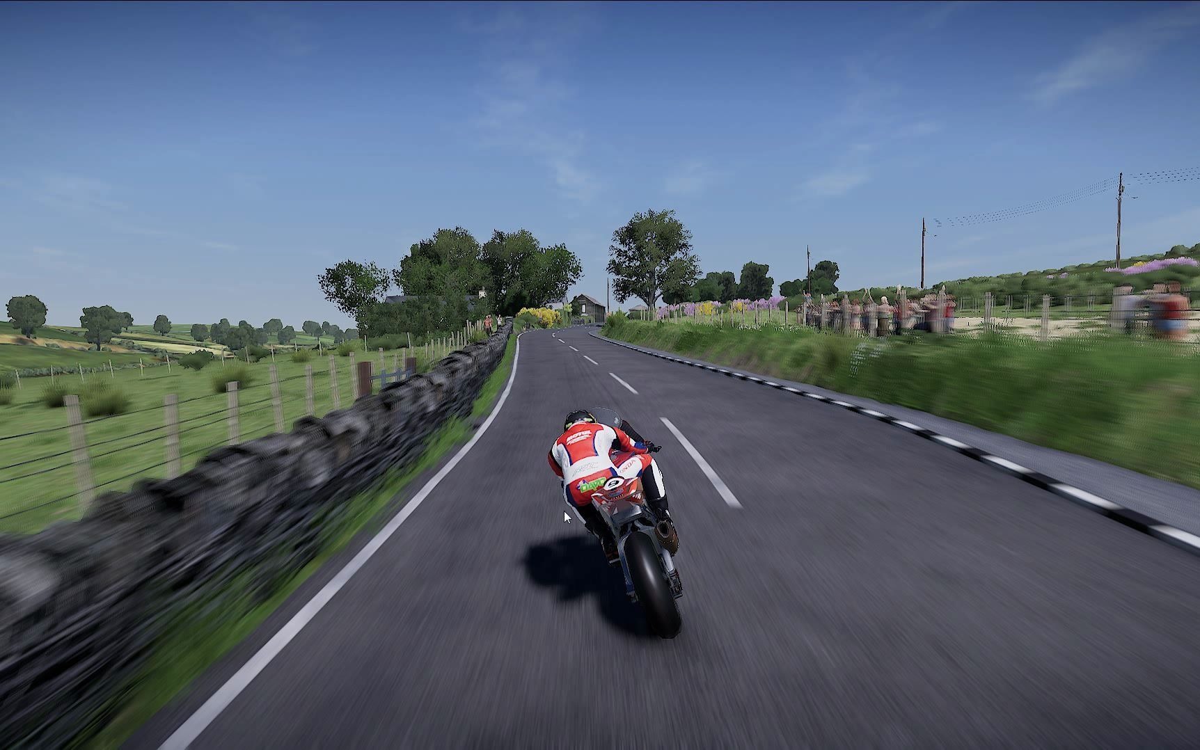 曼岛tt赛事 边缘竞速2 单圈全程无摔车成绩15分钟34秒本田cbr1000rr