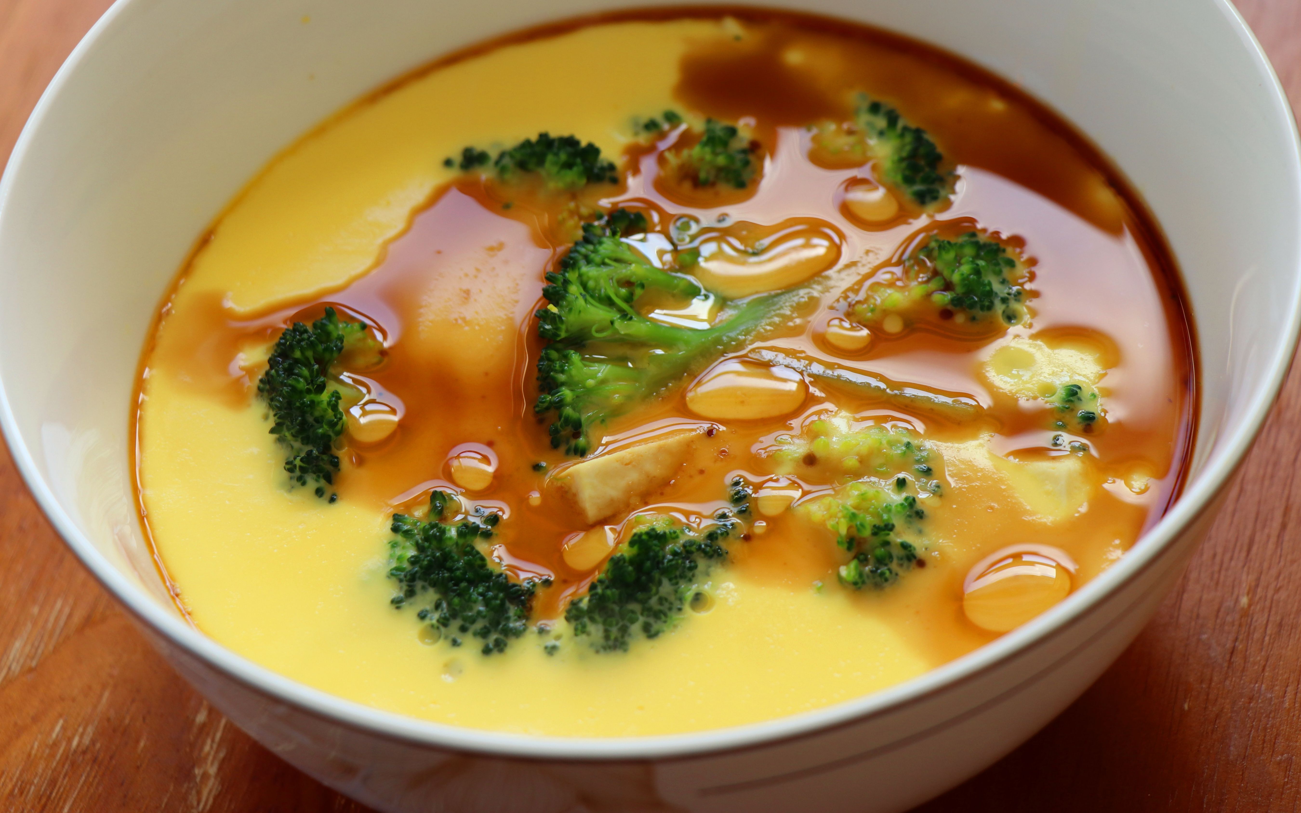 豆腐鸡蛋羹蒸鸡蛋羹有诀窍加凉水还是温水如何做滑嫩无孔状技巧都在这