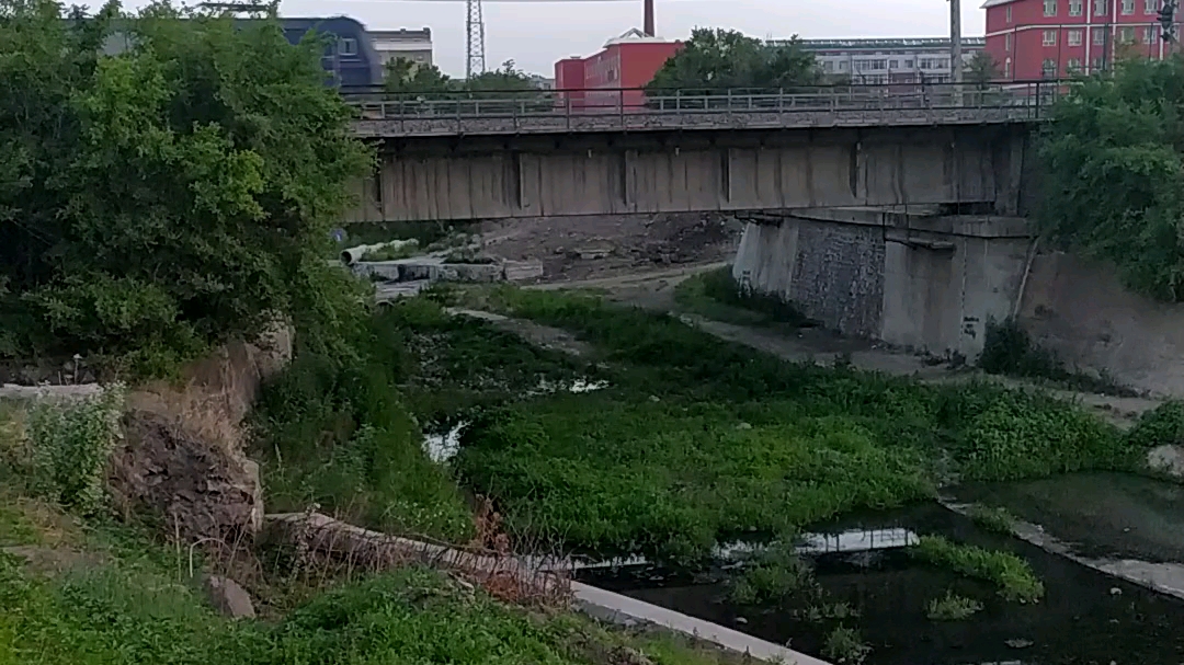 有谁知道南宁——长春k2387这编组是啥情况,遇到这趟车好几次了,都是