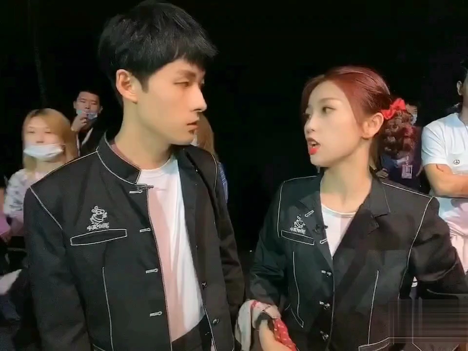 虞书欣×张雨剑 为【以家人之名】打call 欣欣子喊话"为什么不找我演"