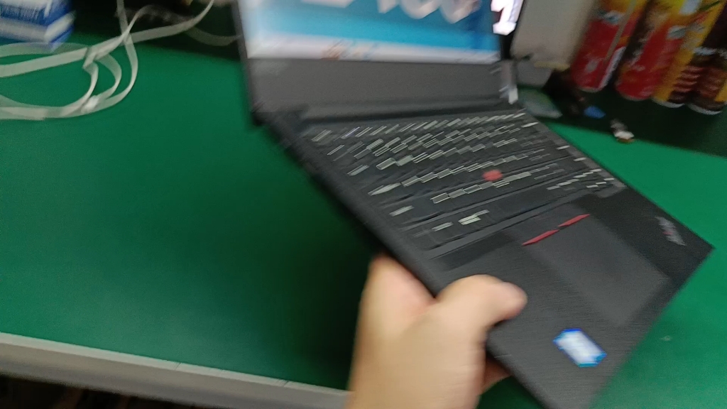 一千多的二手9新thinkpad E480 酷睿i5八代处理器,还带独立显卡,玩英雄联盟等网游也很流畅,这个价格有还有谁!哔哩哔哩bilibili