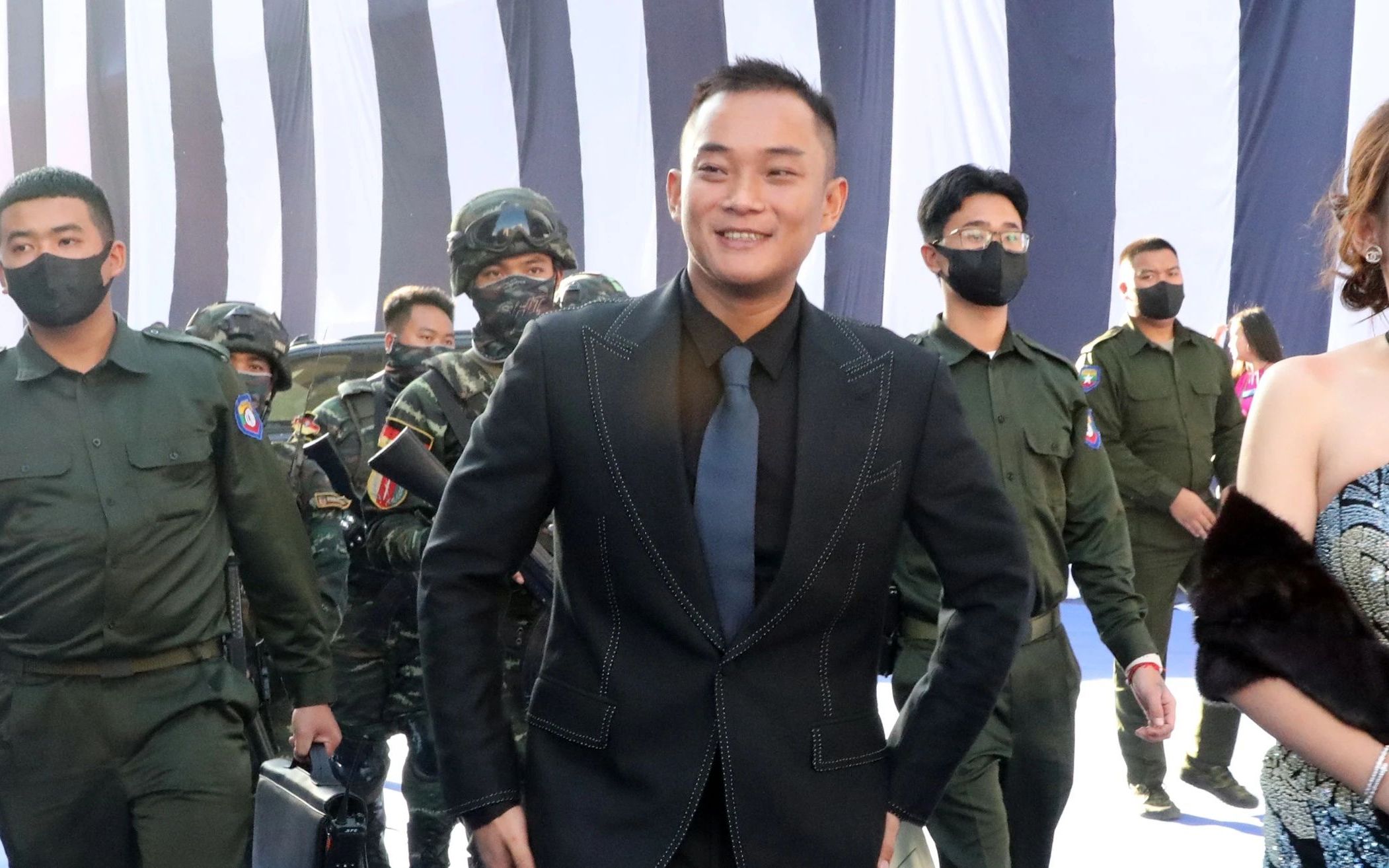 果敢百盛集团总经理白应苍2022元旦致辞实况