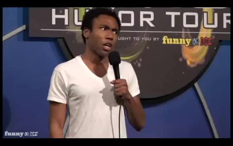 [图]Aziz Ansari Donald Glover Competing Points in Stand Up