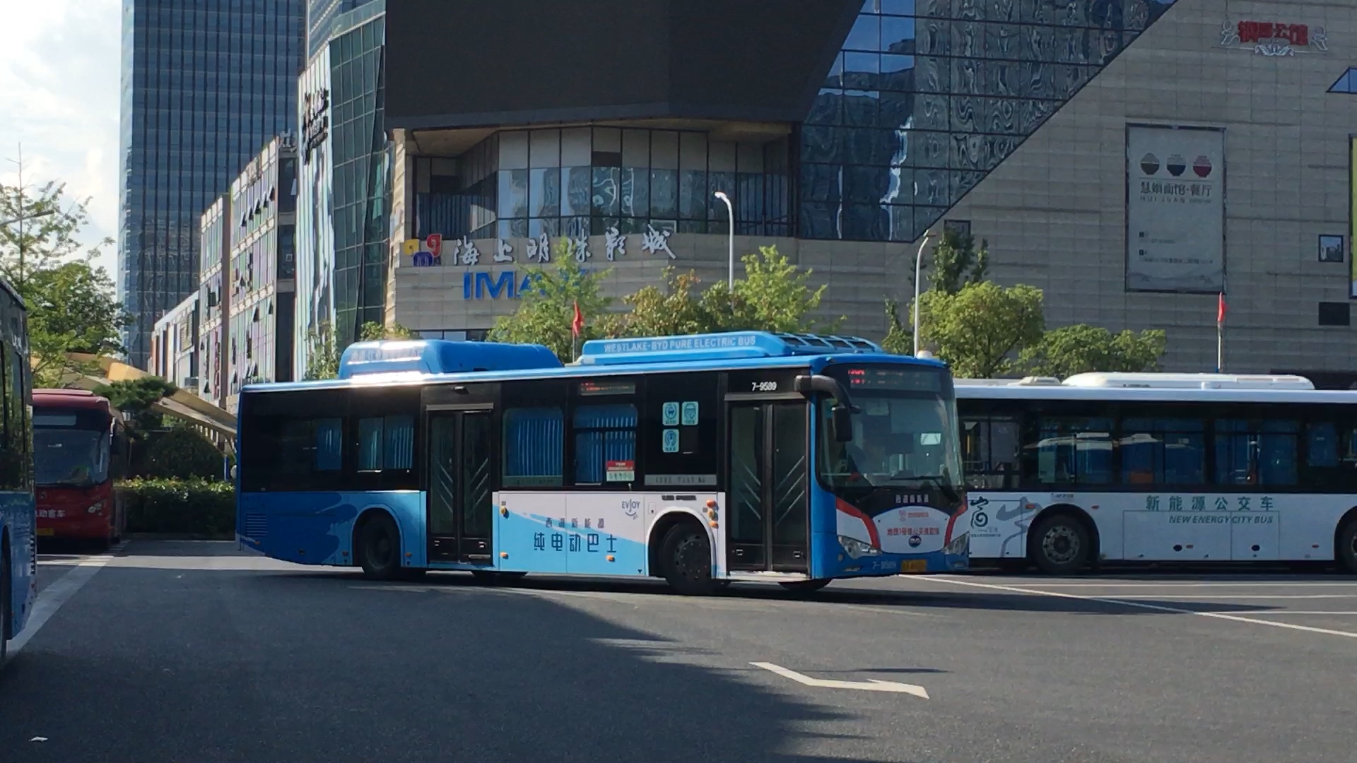 杭州公交 byd-k9a 138路 7-9589